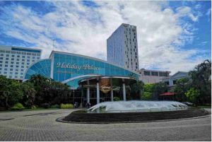 Holiday Palace Resort & Casino sòng bạc sang trọng, đẳng cấp